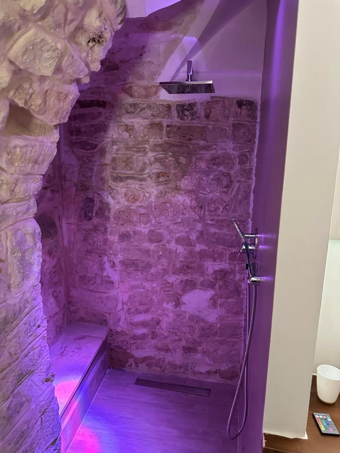 Giovinazzo Suite Pavone Griffi Exteriör bild