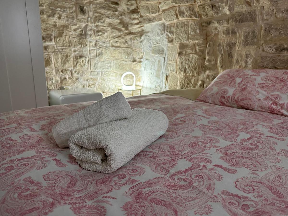 Giovinazzo Suite Pavone Griffi Exteriör bild