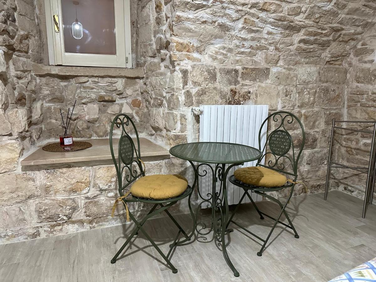 Giovinazzo Suite Pavone Griffi Exteriör bild